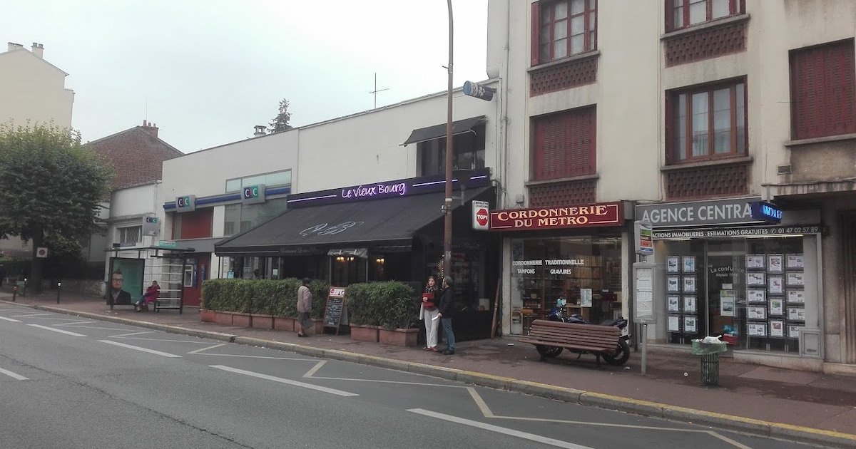 Restaurant BourglaReine, HautsdeSeine Le Vieux Bourg française